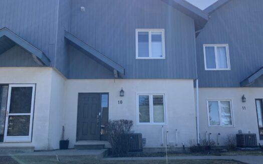 110 KELLIE’S Way Unit #10, The Blue Mountains, Ontario L9Y 0L6